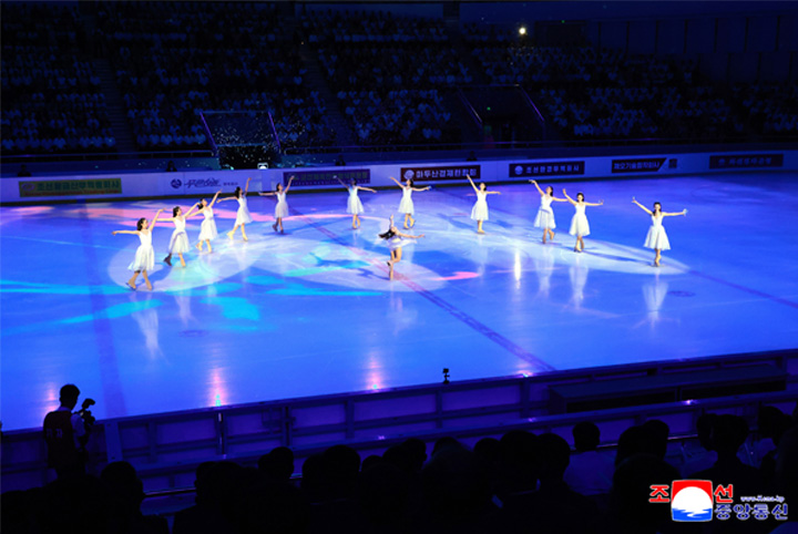 11-조국해방80돐 뜻깊게 경축